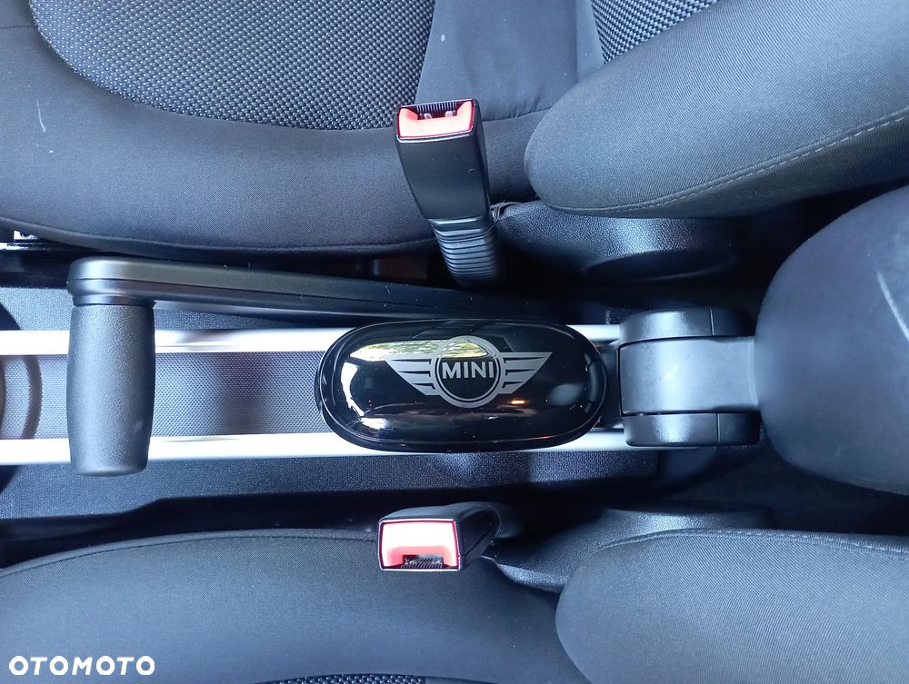 MINI Countryman Cooper D ALL4 - 18