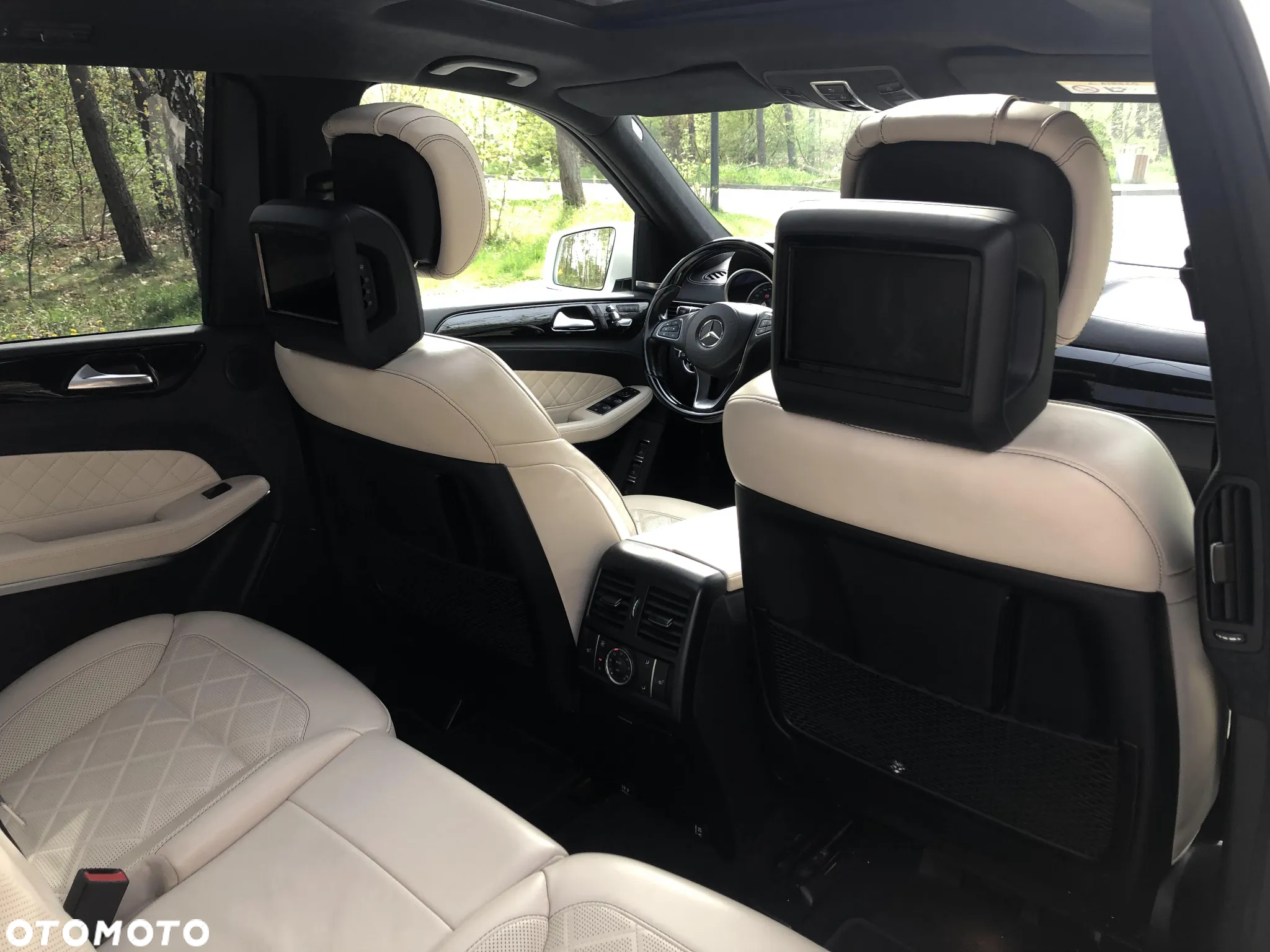 Mercedes-Benz GLS 500 4-Matic - 13