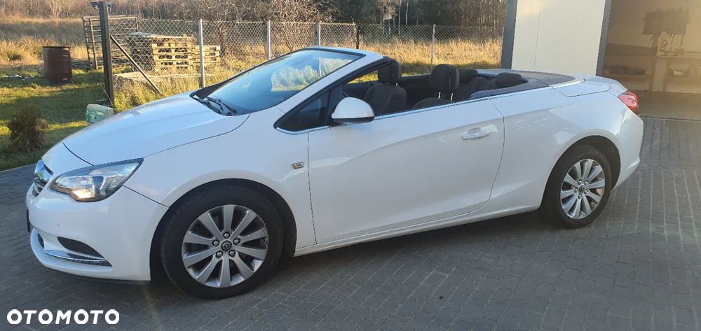 Opel Cascada 1.6 T Cosmo - 1