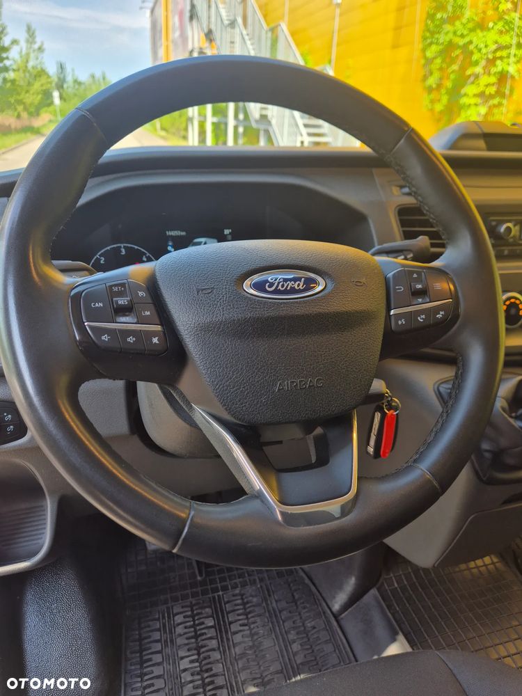 Ford Transit - 17
