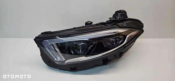 MERCEDES CLS 257 MULTIBEAM REFLEKTOR LEWY FULL LED LAMPA LEWA