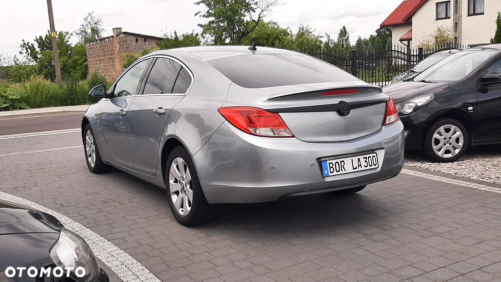 Opel Insignia - 1
