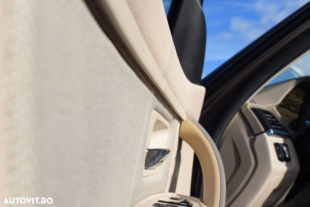 BMW Seria 5 520d Aut. Modern Line - 16