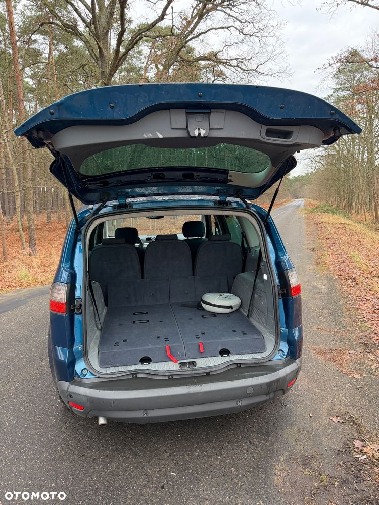 Ford S-Max 2.0 Trend - 4