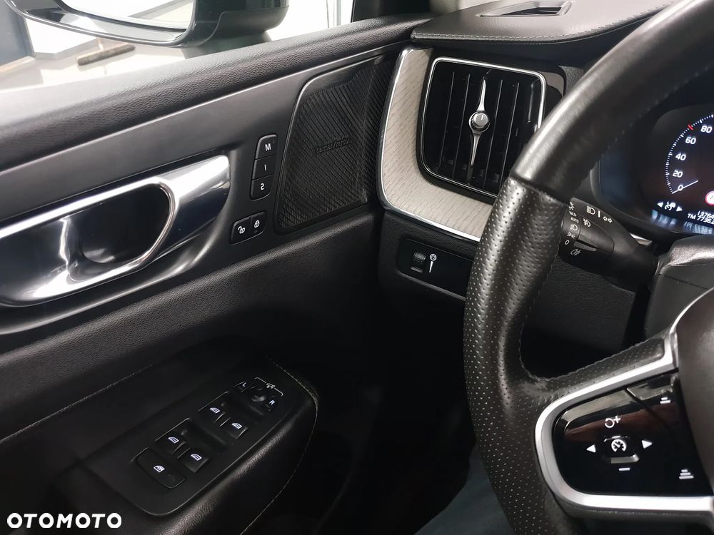 Volvo XC 60 D4 Geartronic Inscription - 19