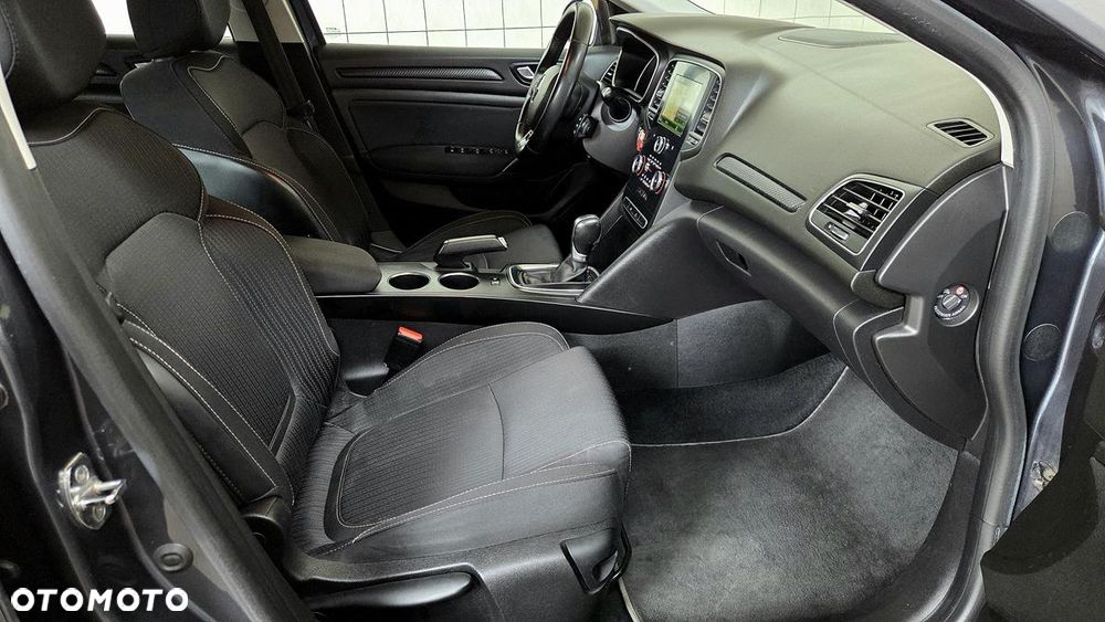 Renault Megane 1.5 Blue dCi Techno EDC - 16