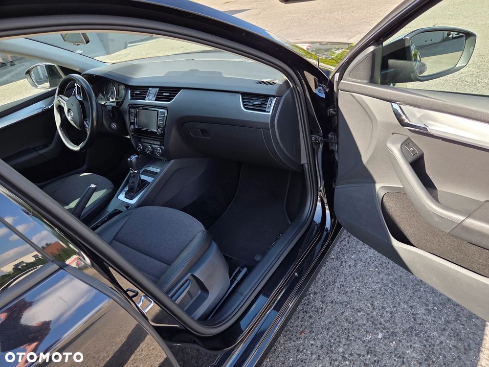 Skoda Octavia 2.0 TDI Elegance DSG - 17