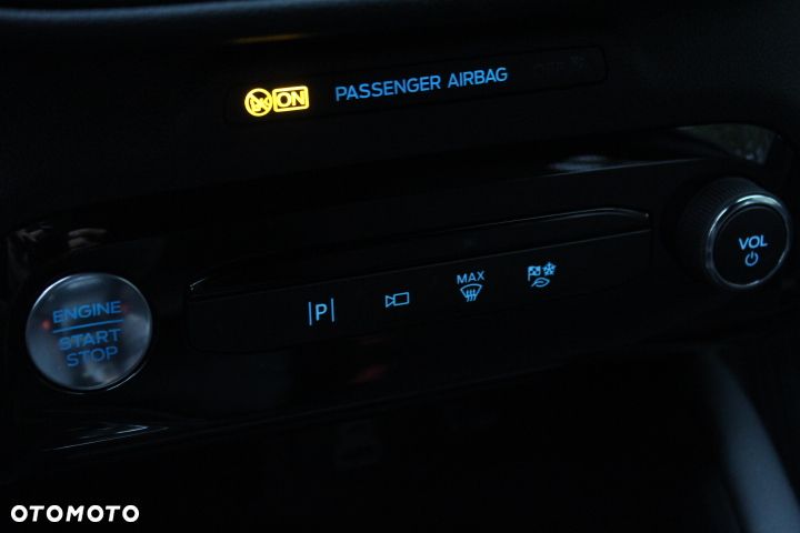Ford Kuga 2.5P PHEV FWD ST-Line eCVT - 29