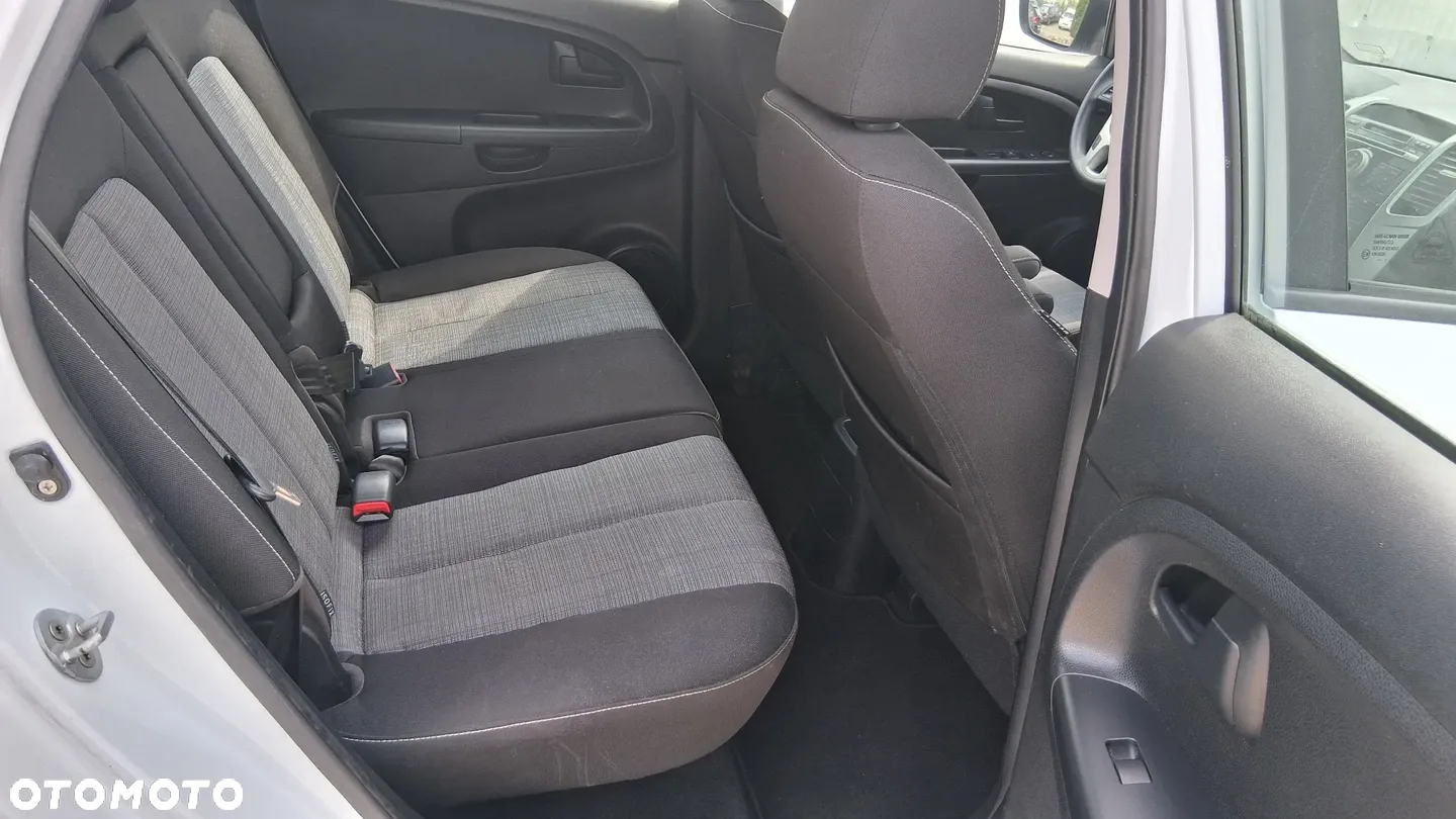Kia Venga 1.4 CVVT Edition 7 - 20