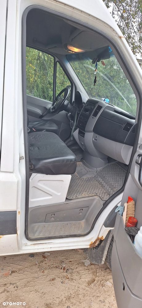 Mercedes-Benz Sprinter - 11