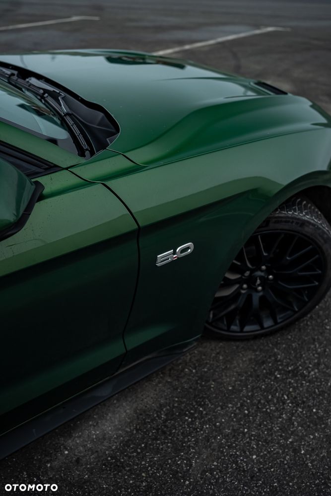 Ford Mustang - 36