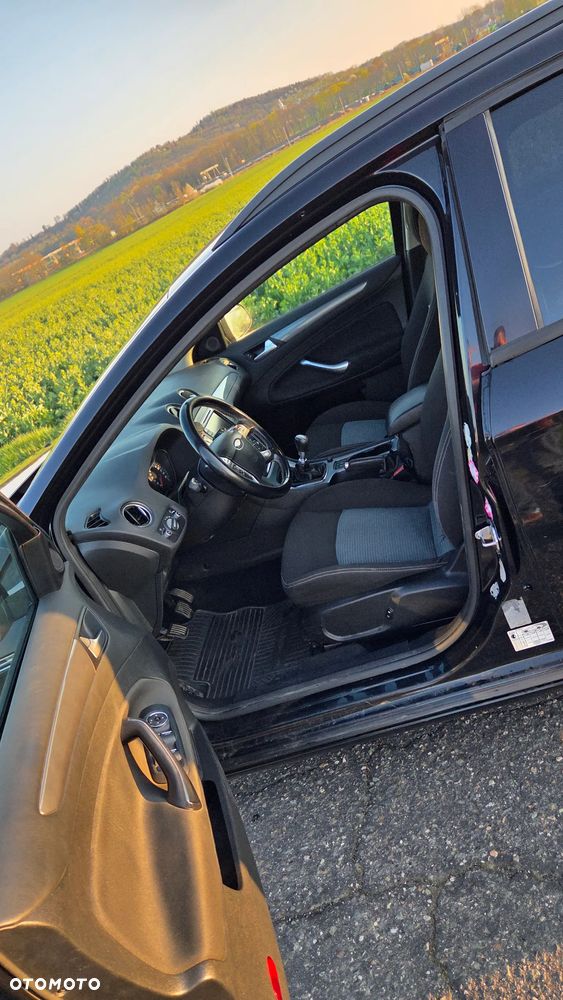 Ford Mondeo 2.0 TDCi Titanium - 10