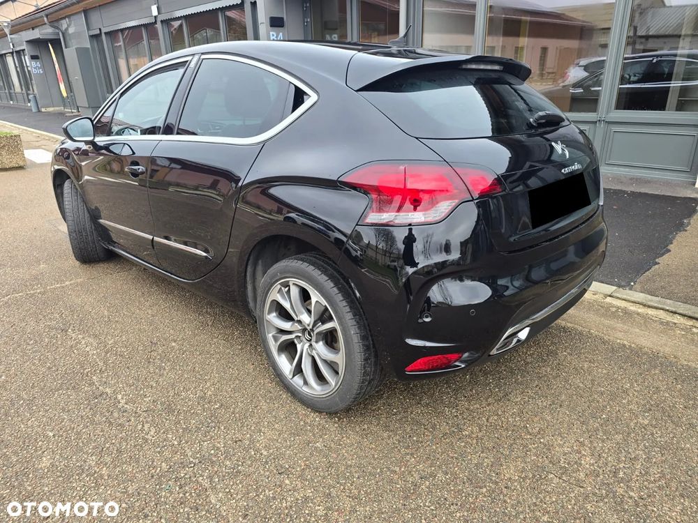 Citroën DS4 HDi 165 SportChic - 4