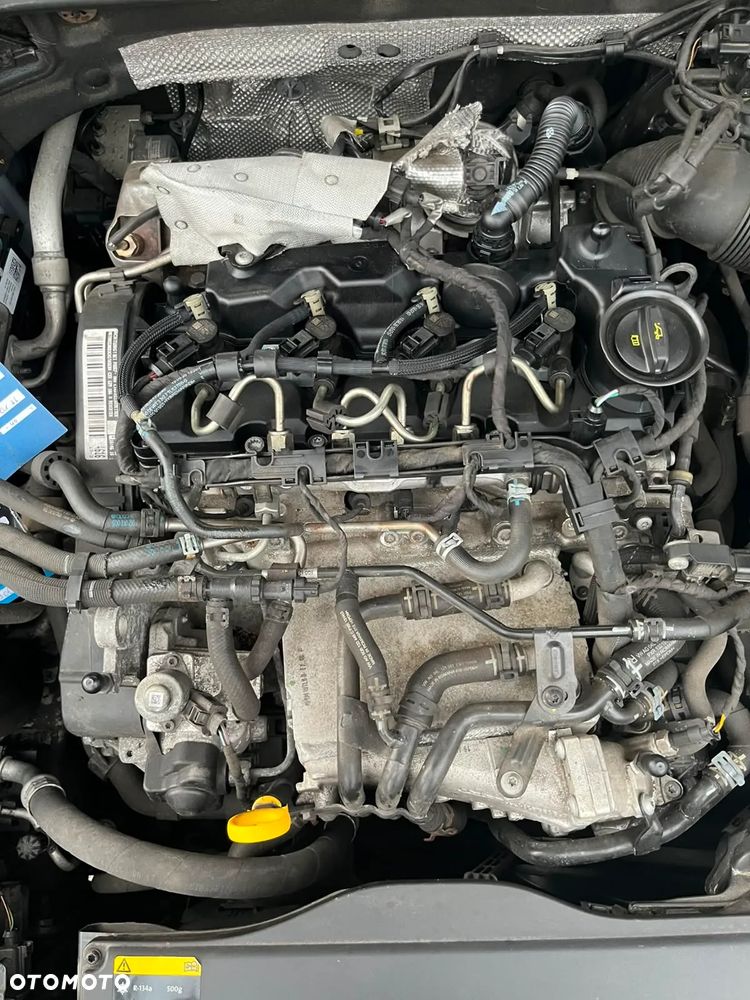 Volkswagen Golf 1.6 TDI BlueMotion Technology Lounge - 32