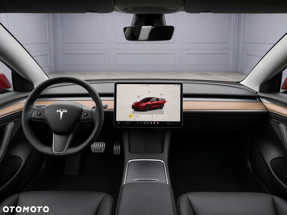 Tesla Model 3 - 2