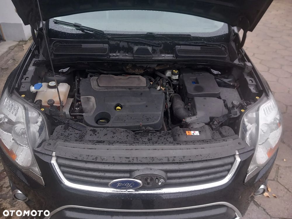 Ford Kuga 2.0 TDCi 2x4 Titanium - 18