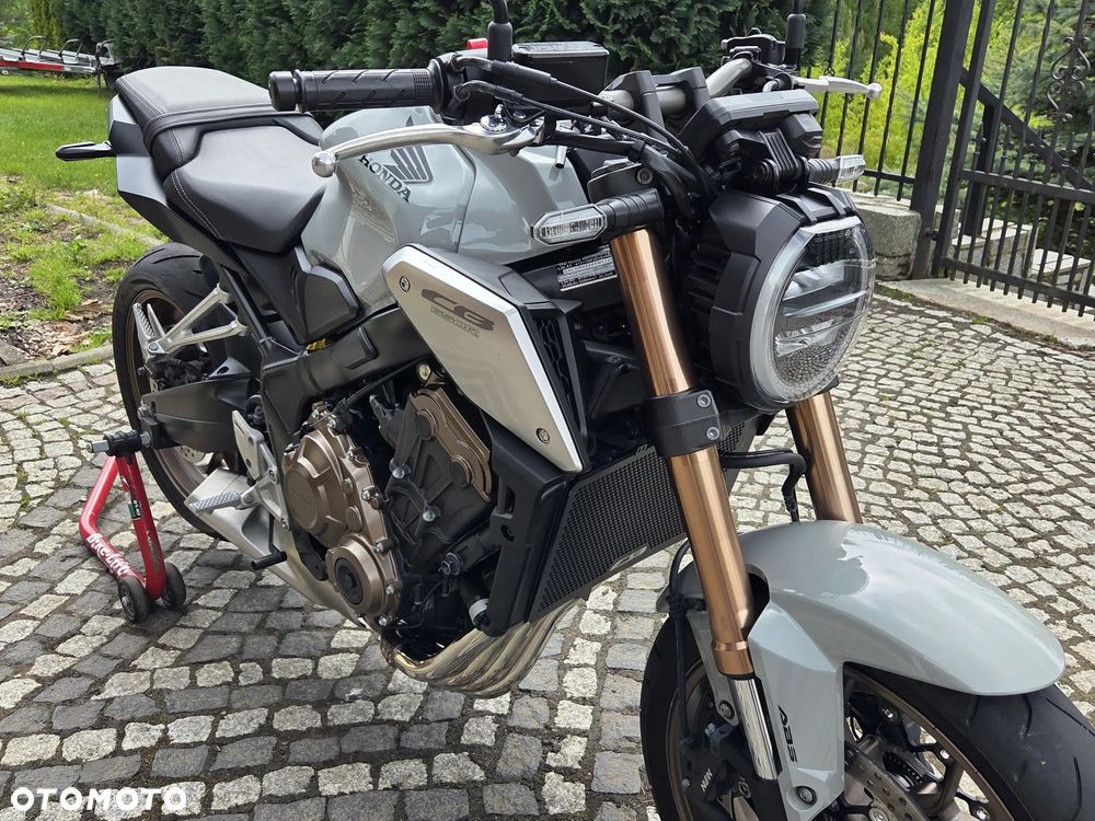 Honda CB - 26