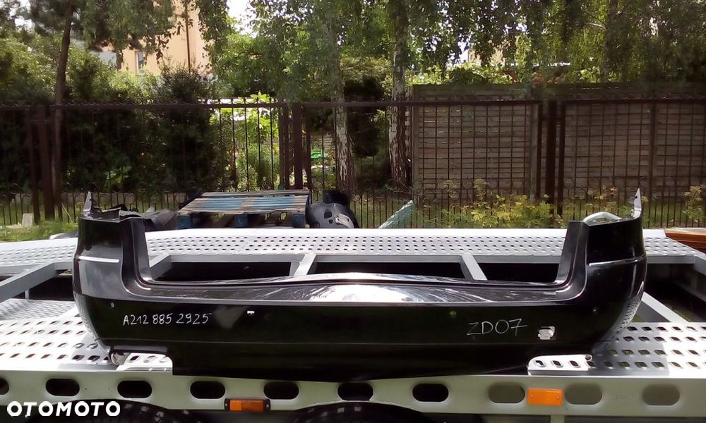 MERCEDES E 220 W212 kombi zderzak tył tylny zderzak pdc - 1