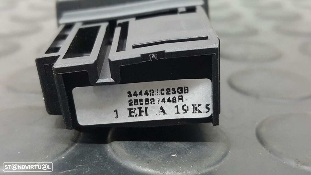 CONTROLE DE VOLANTE MULTIFUNCIONAL RENAULT CLIO IV BUSINESS - 2