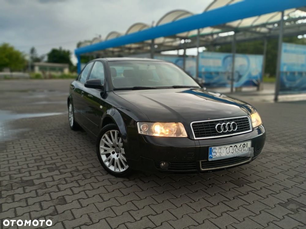 Audi A4 Avant - 1