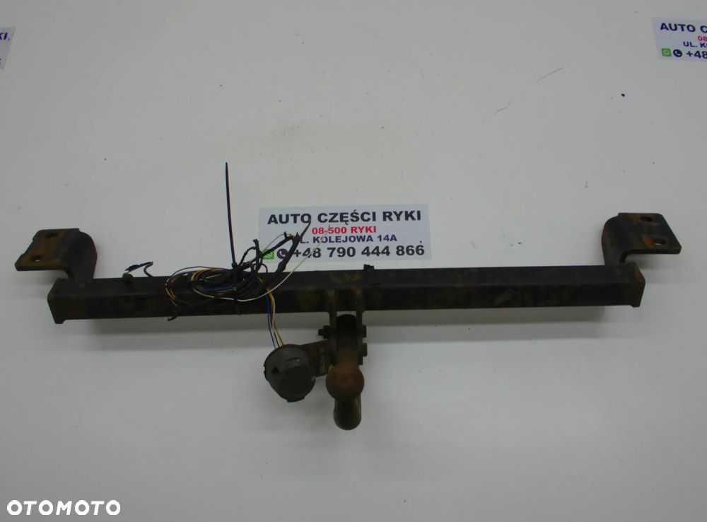 Toyota Avensis I Hak Holowniczy - 1