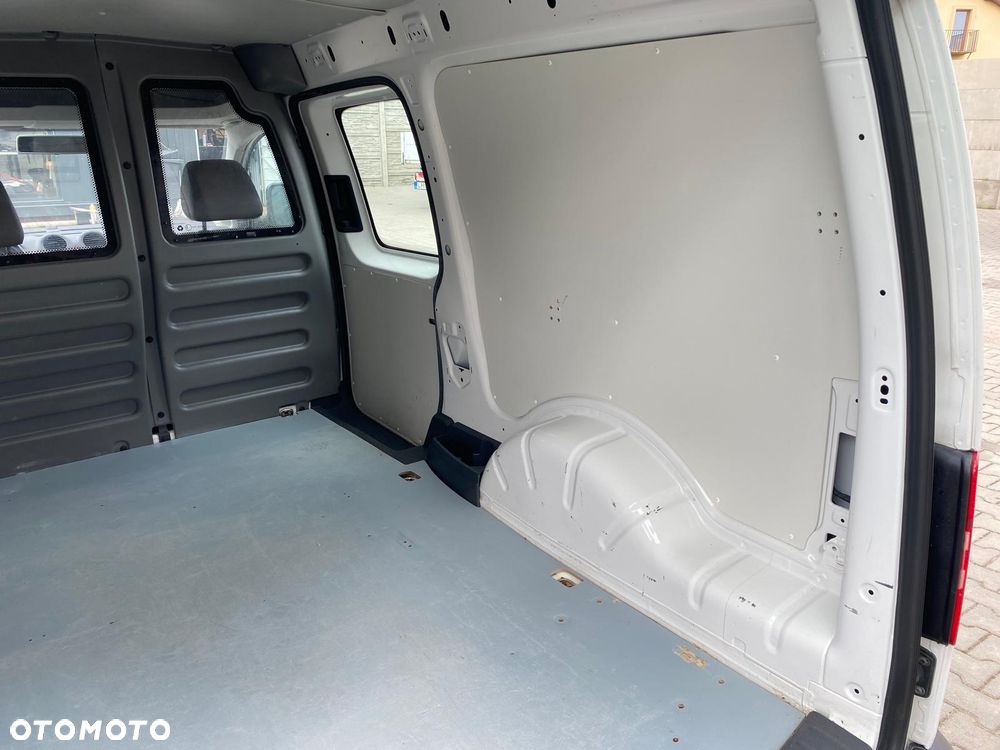 Volkswagen CADDY - 25