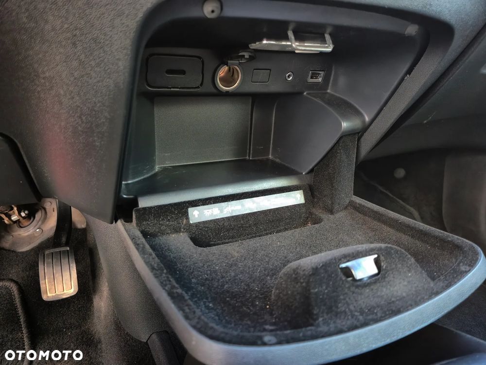 Citroën C4 Picasso 1.6 e-HDi Intensive - 27