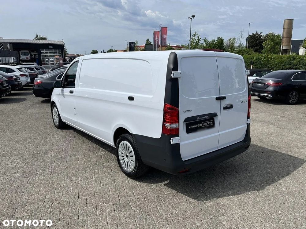 Mercedes-Benz Vito - 2
