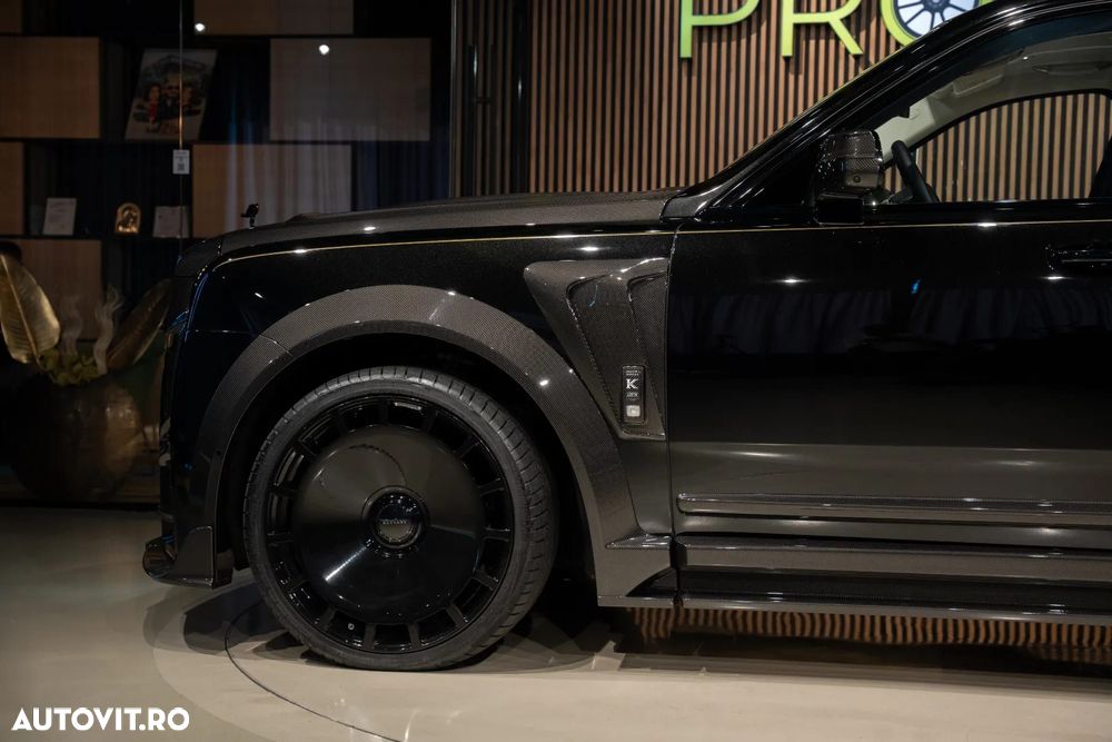 Rolls-Royce Cullinan - 4