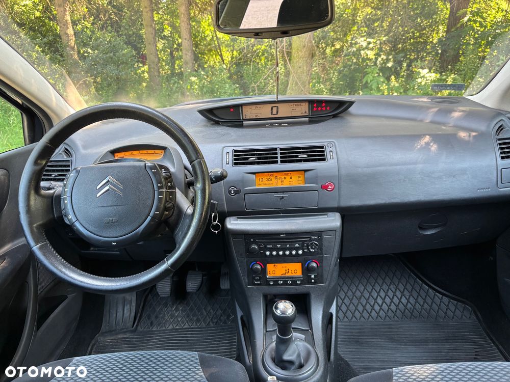 Citroën C4 1.6 16V SX - 17