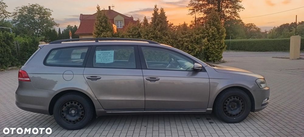 Volkswagen Passat 1.6 TDI BlueMotion - 11