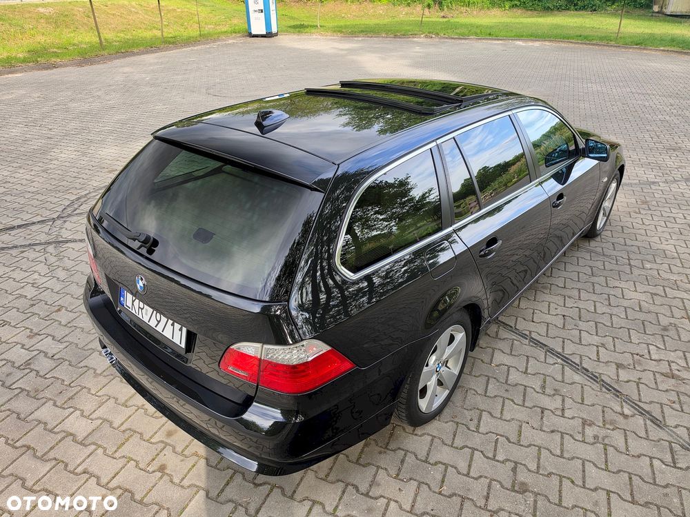 BMW Seria 5 525xd - 13