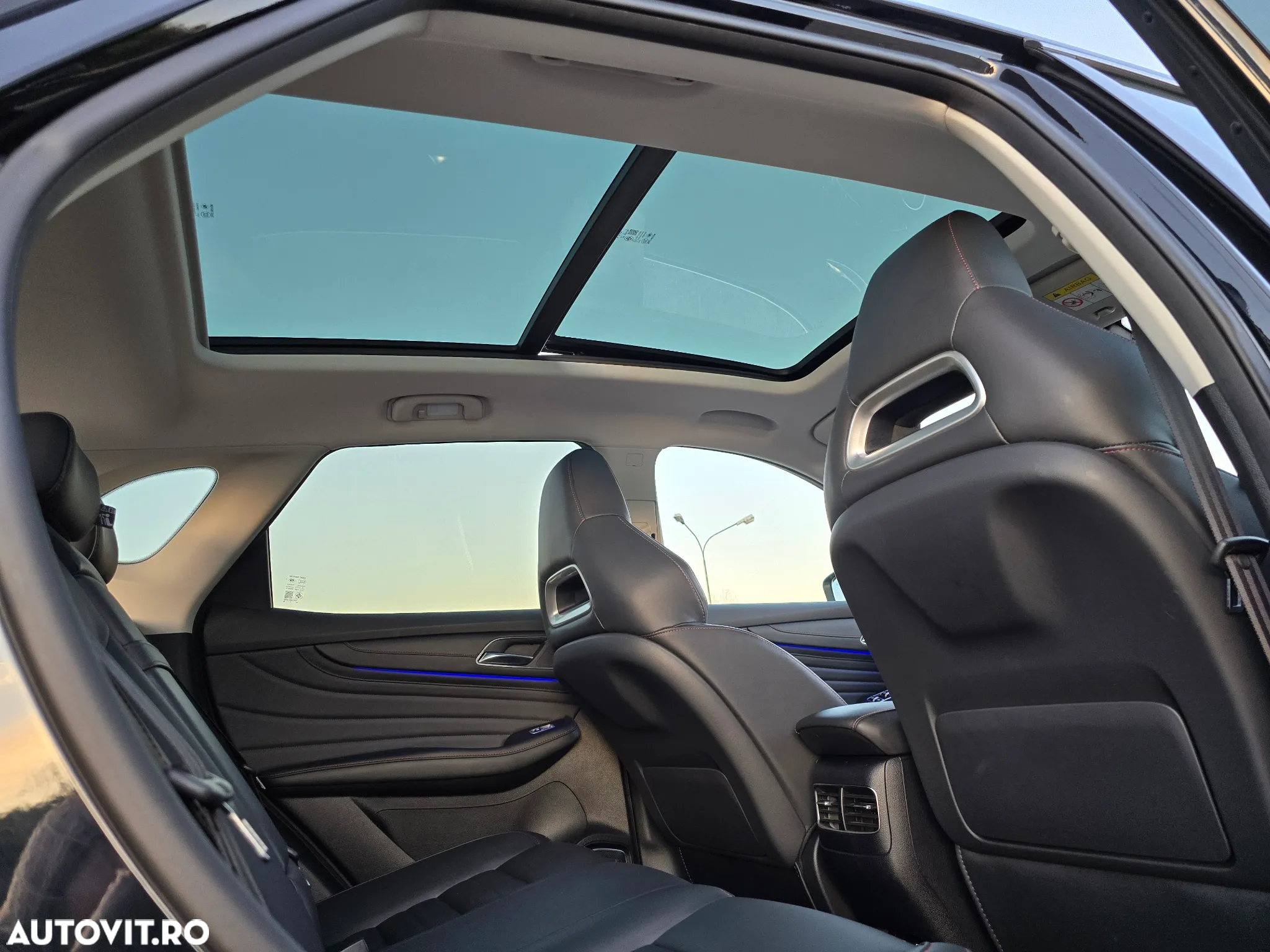 MG EHS 1.5T-GDI PHEV Luxury - 19