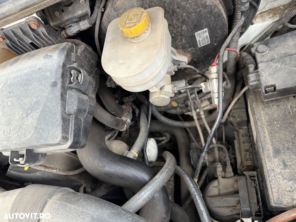 Iveco Daily 35c Frigorific Frig Carrier an 2014 Cub Izoterm 298.000km Istoric Service Facturi Kit Distribuție Ambreiaj Rezivie Frig AC Navi Discuri Placute Baterie Anvelope direcție suspensie Vopsea Ok TVA - 9