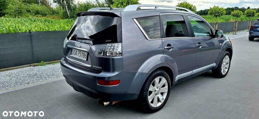 Mitsubishi Outlander 2.0 DID Instyle - 3