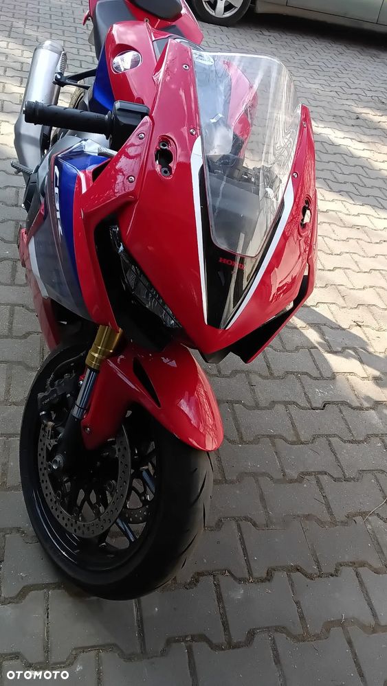 Honda CBR - 5