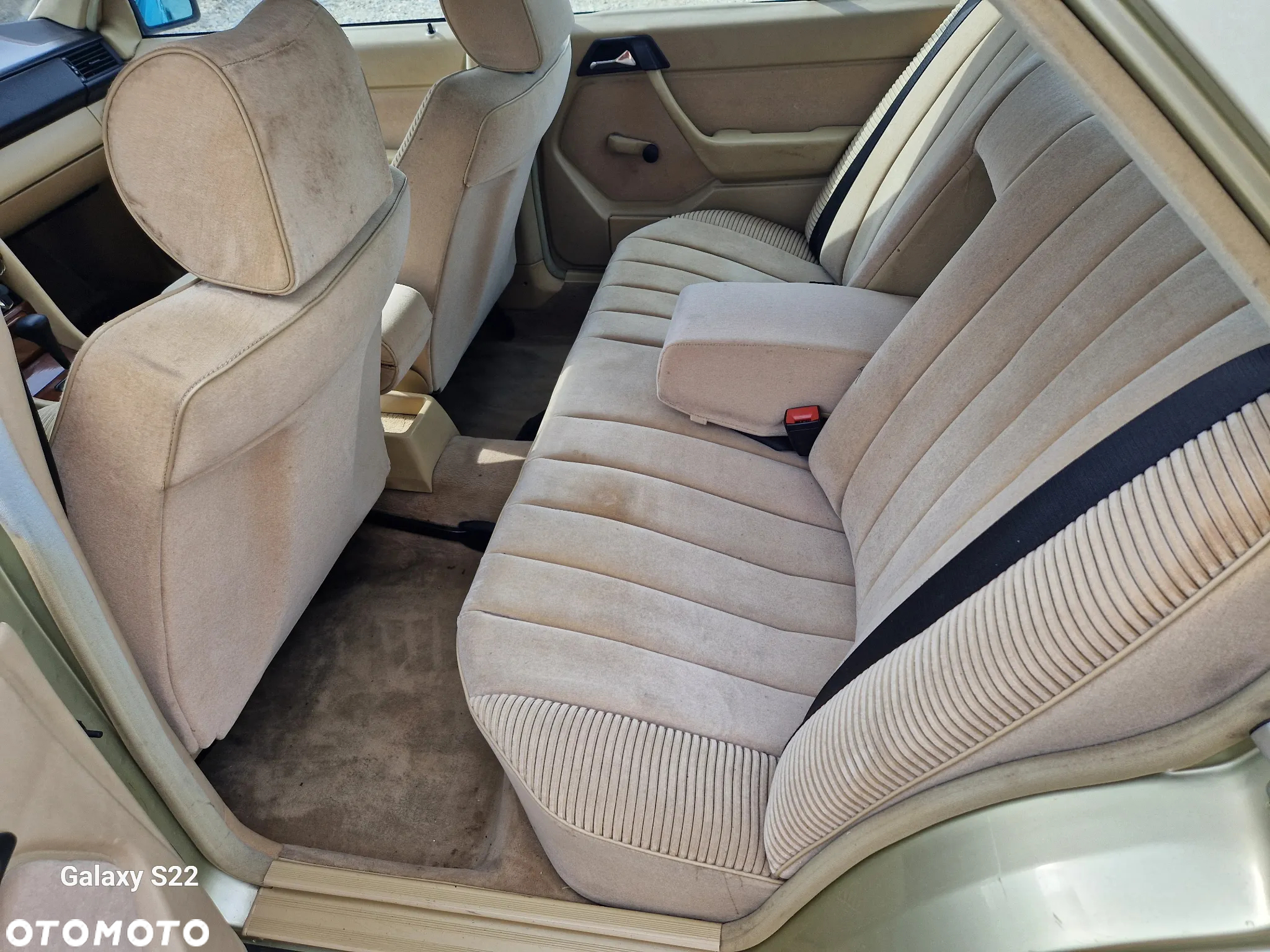 Mercedes-Benz W124 (1984-1993) - 19