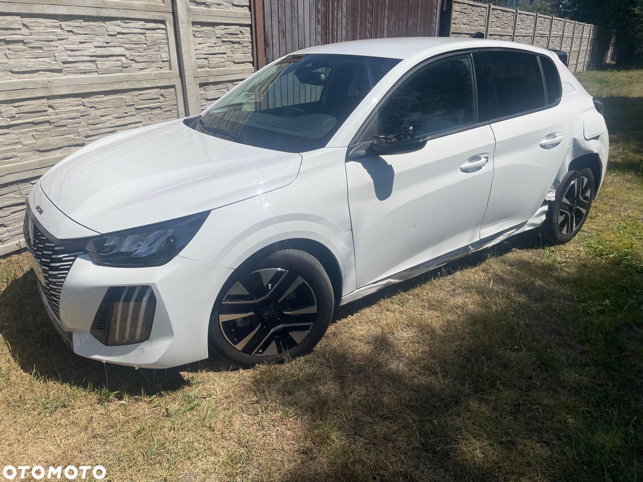 Peugeot 208 PureTech 100 EAT8 Active Pack - 3