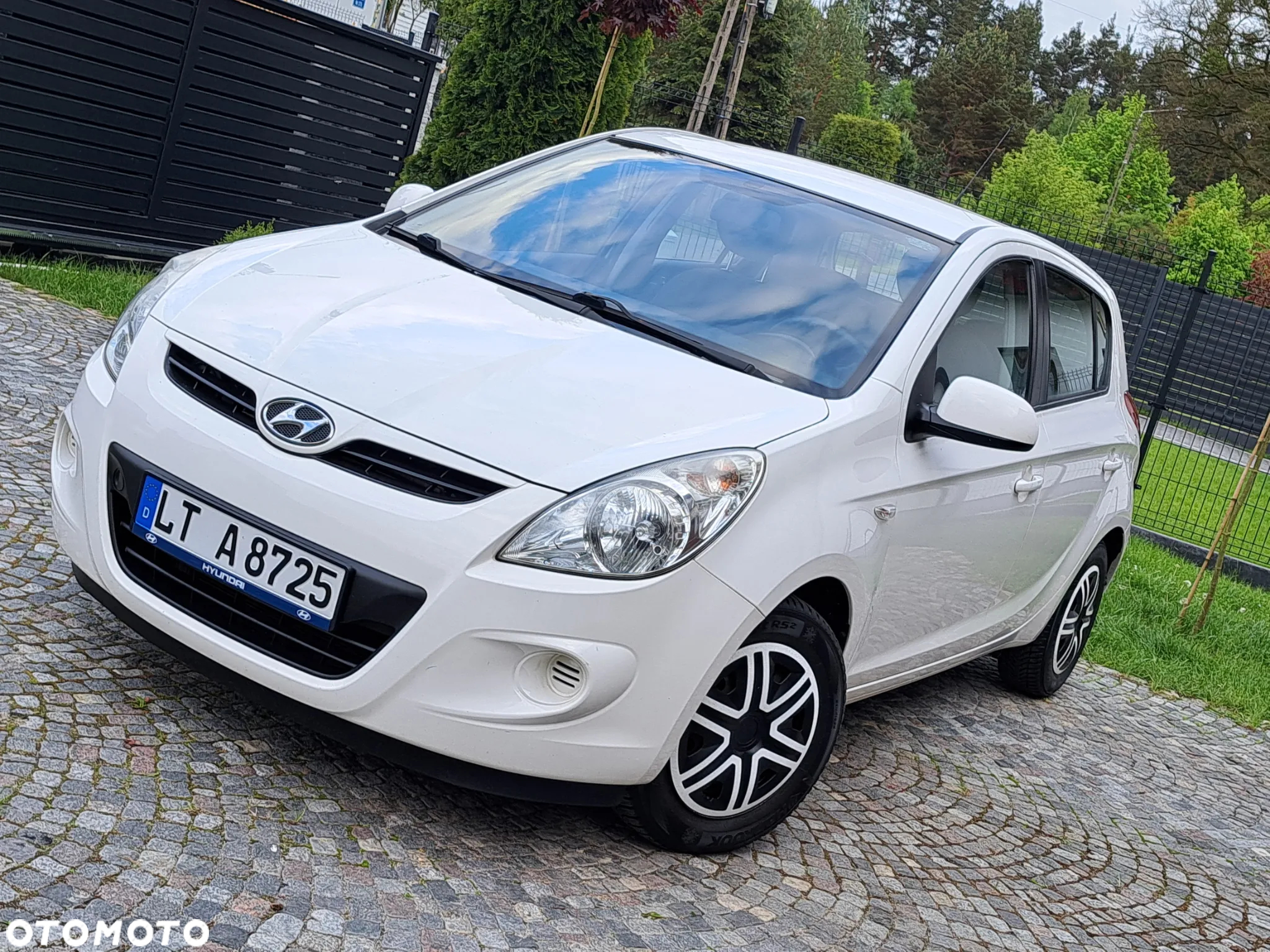 Hyundai i20 1.2 FIFA WM Edition - 20