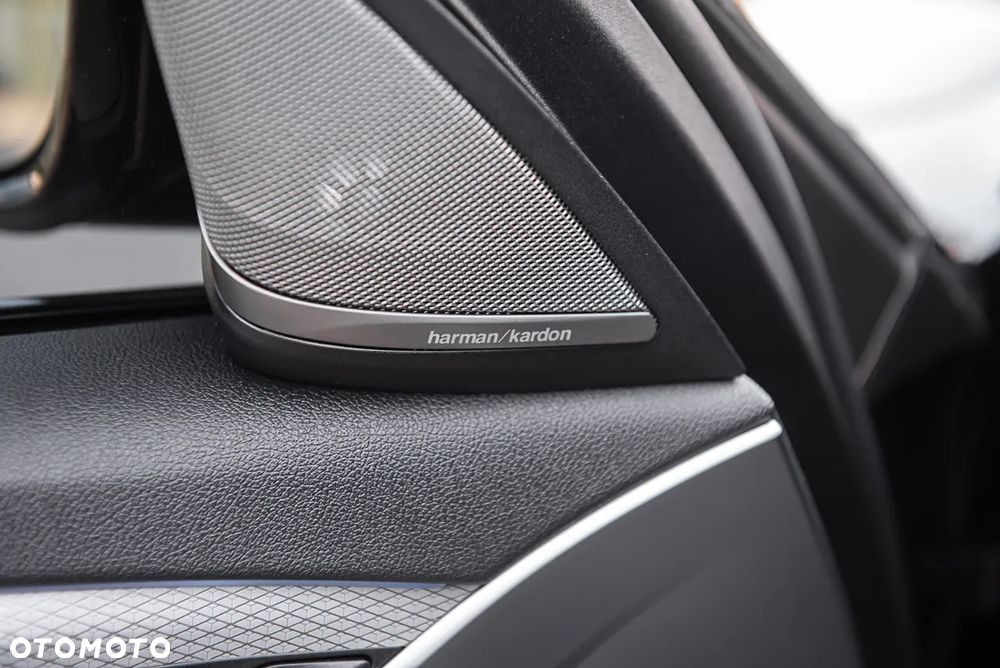 BMW Seria 5 520d M Sport Edition - 17