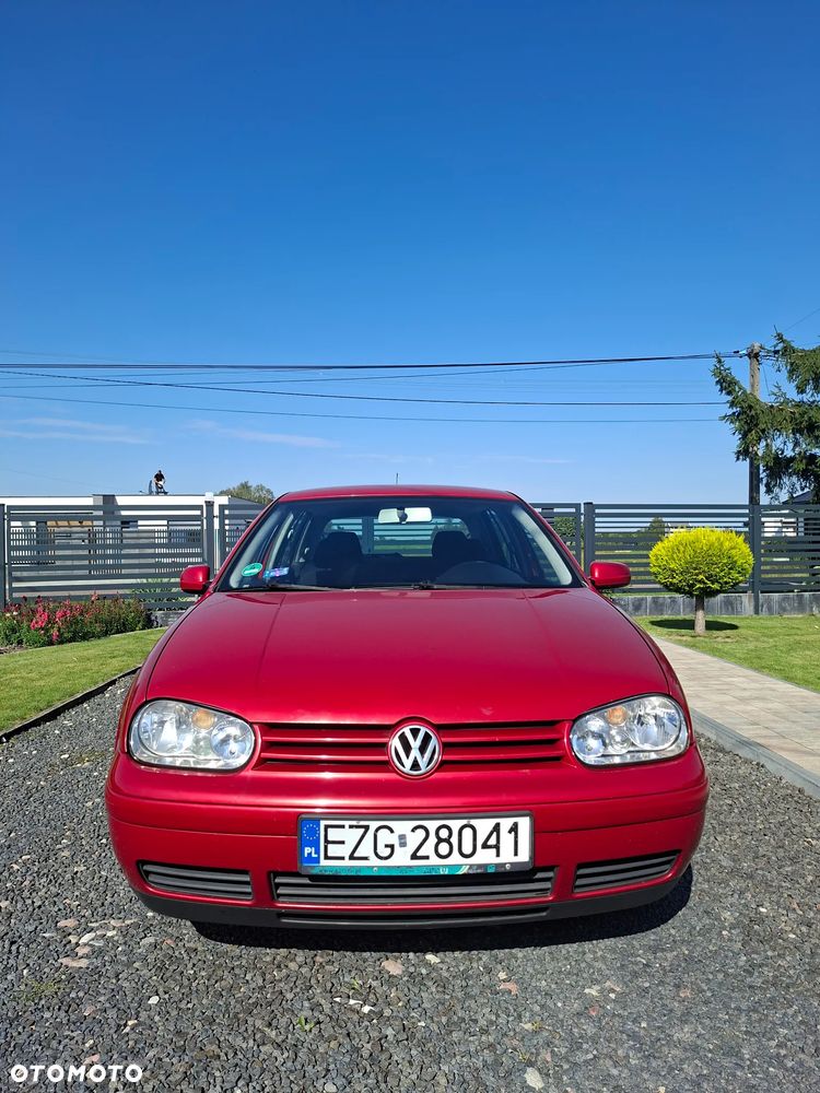 Volkswagen Golf - 3