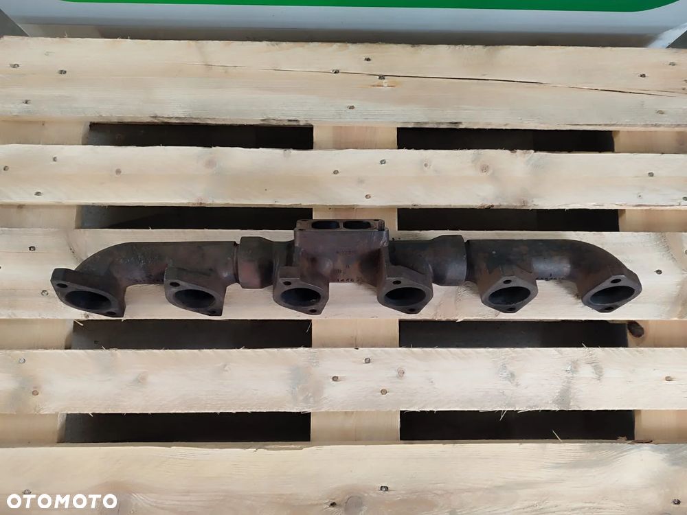 Kolektor wydechowy R116838 silnika JOHN DEERE 6125HZ007 - 3