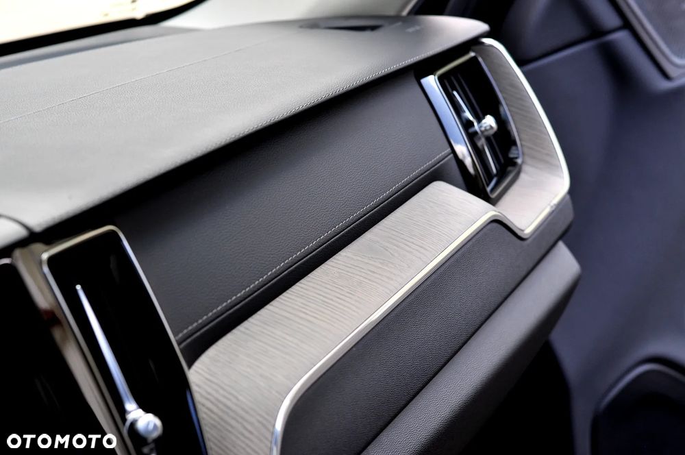 Volvo XC 60 B5 D AWD Geartronic Inscription - 29