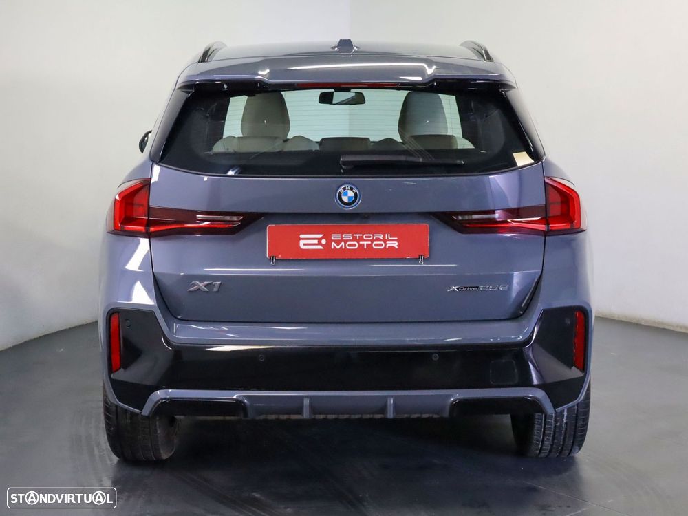 BMW X1 xDrive25e Pack Desportivo M - 5