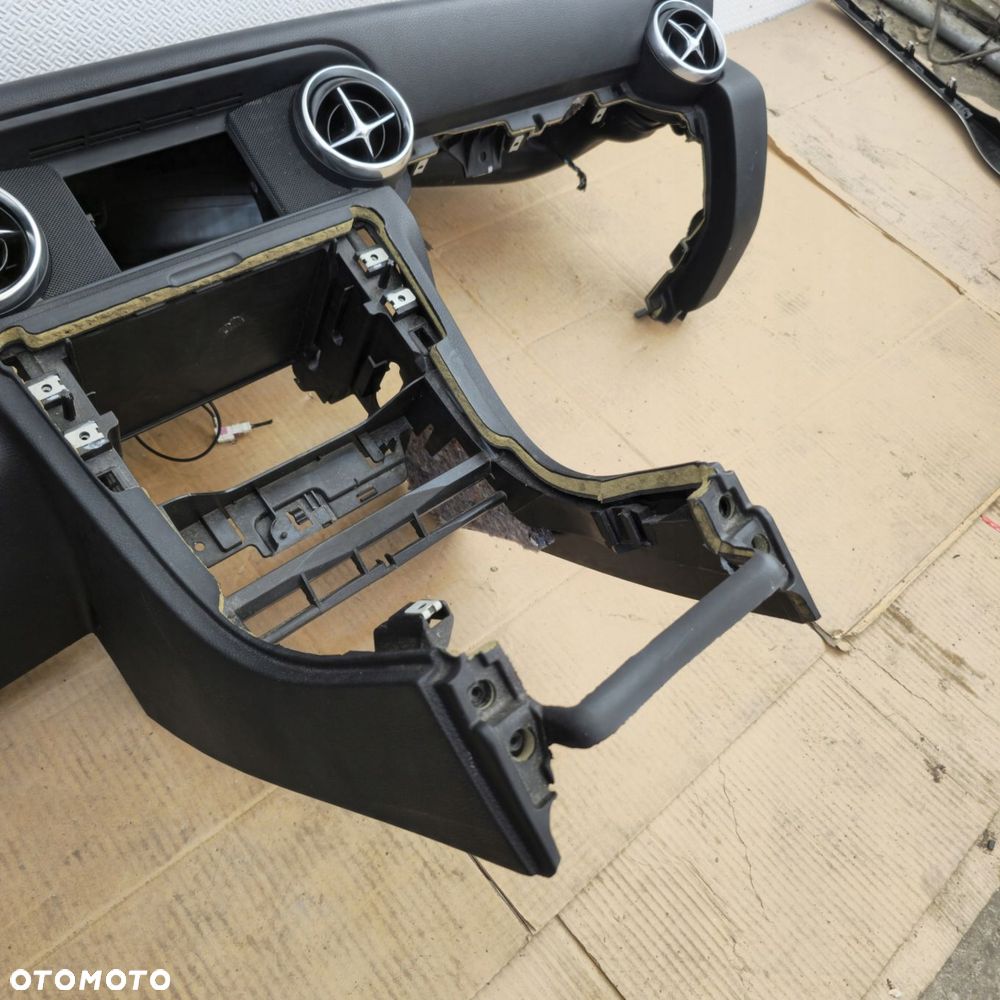 mercedes slk r172 w172 deska rozdzielcza kokpit konsola pulpit eu - 8