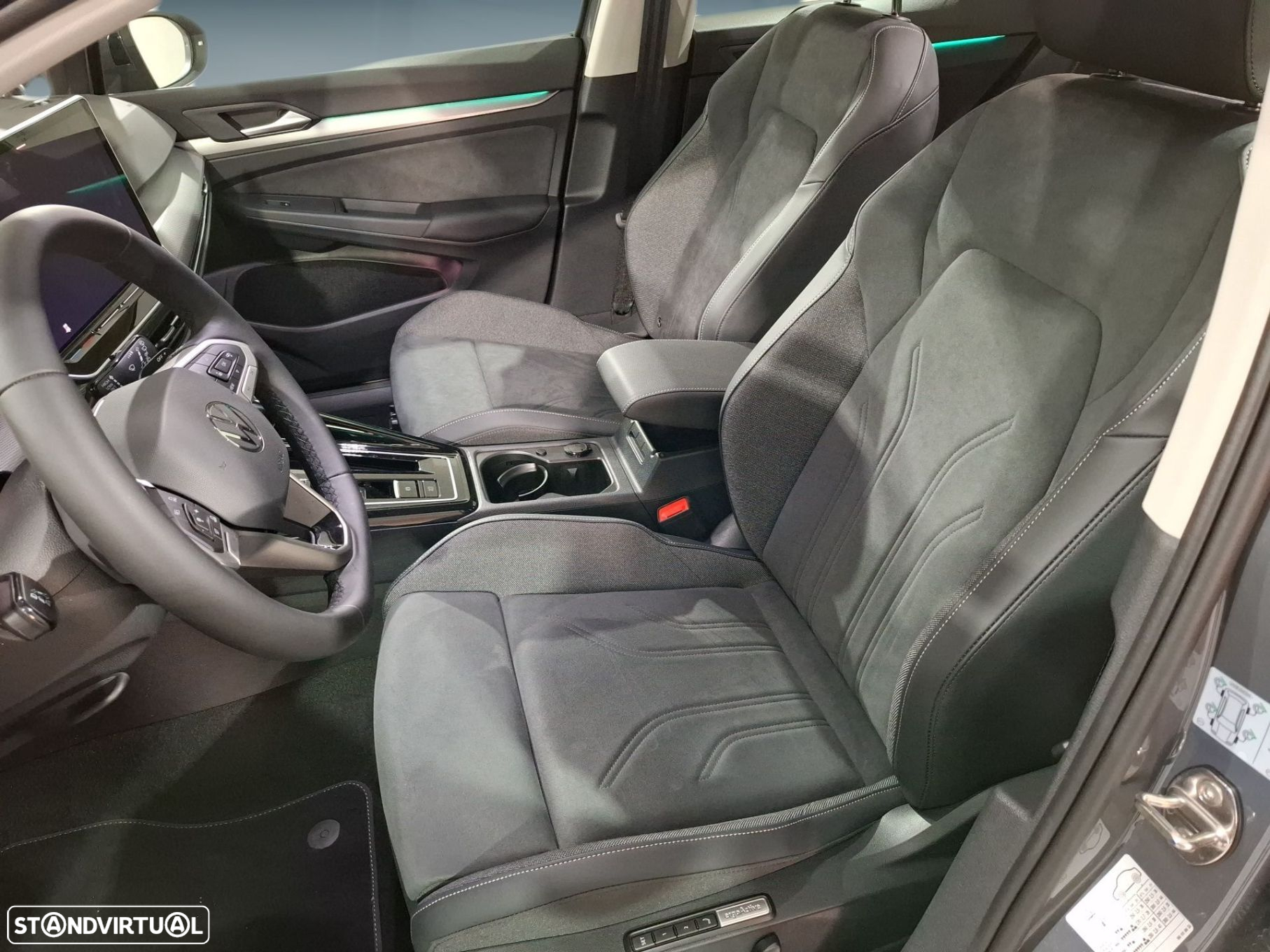 VW Golf 1.5 TSI e-Hybrid Style DSG Versão Fiscal - 11