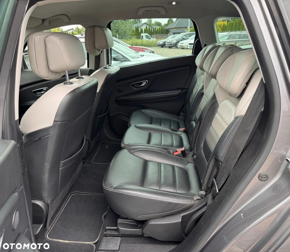 Renault Scenic 1.3 TCe FAP Bose EDC - 30