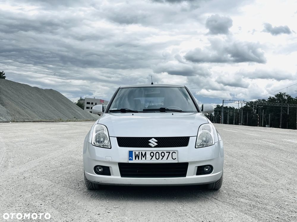 Suzuki Swift - 3