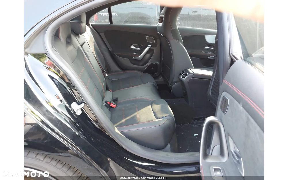 Mercedes-Benz CLA AMG 45 4-Matic 8G-DCT - 10
