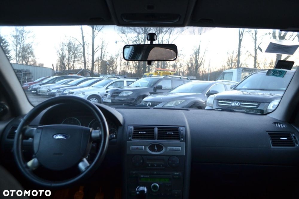 Ford Mondeo - 10